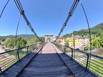 Garfagnana Bagni di Lucca Ponte delle Catene