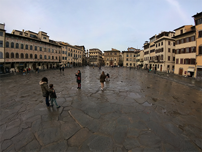 Firenze piazza Santa Croce