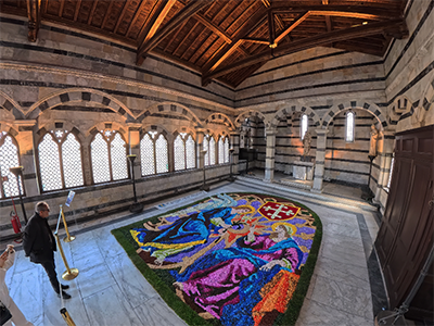 Pisa Infiorata Annunciazione