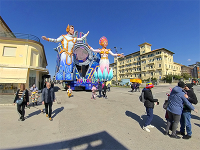 Pisa Viareggio Carnevale